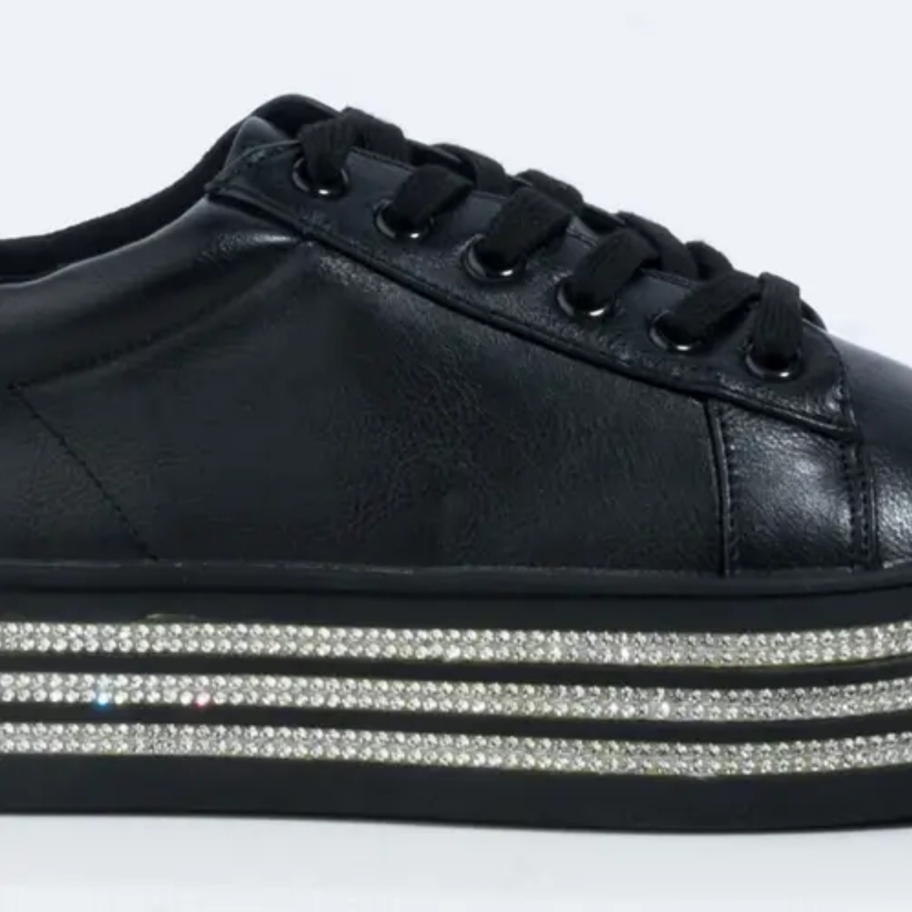𝙉𝙚𝙬 𝙄𝙣!🖤💎Black Rhinestone Platform Sneaker - Picture 6 of 8